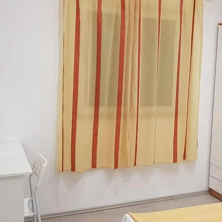 アパート By The Sea Kozarica, Mljet - 4950 *